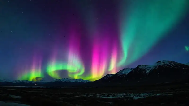 Alaska y Canadá muestran auroras vibrantes