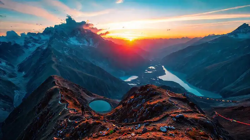 Montañas asiáticas épicas